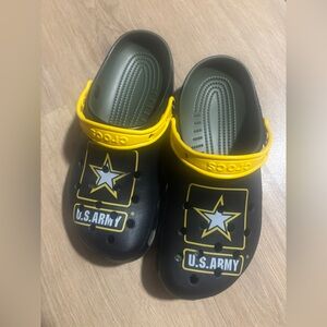 Never Worn - U.S. Army Crocs